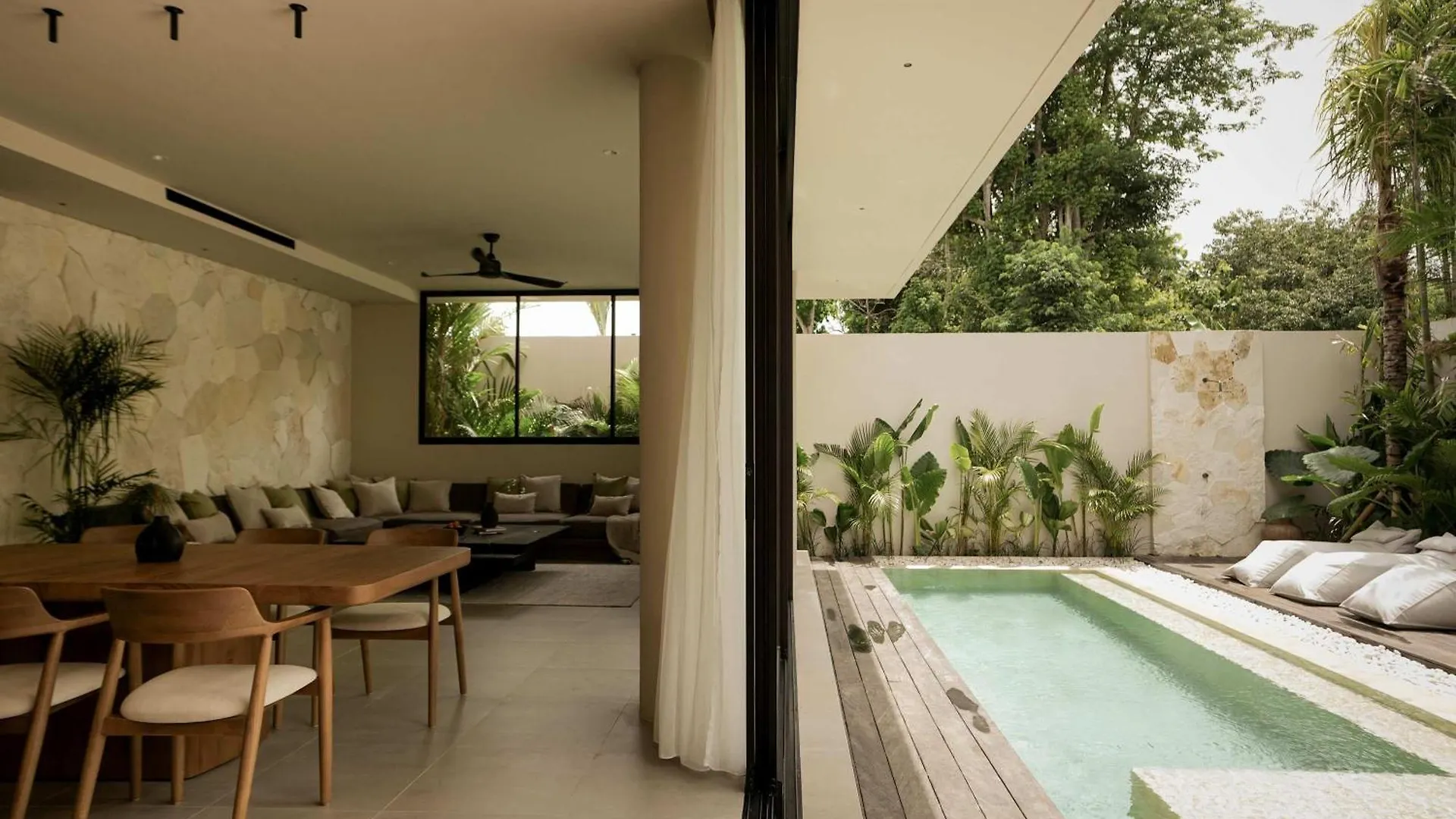 New 2 Bed Villa With Pool In Bingin By Lago Villas Uluwatu  Uluwatu (Bali)